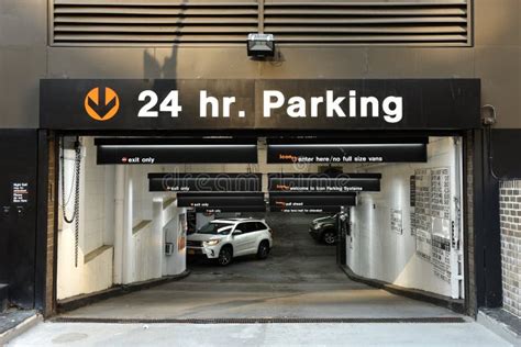 New York, USA - May 24, 2018: Cars in the Icon Parking in Midtown of ...