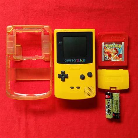 Gameboy Color/GBC: comes with Pokemon Red, Video Gaming, Video Game ...