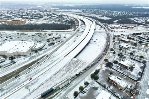 Texas winter storm wreaks havoc on Austin; downed trees, power outages