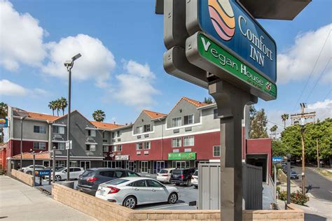 Comfort Inn Dodger Stadium Los Angeles, CA - See Discounts