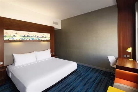 Aloft Dubai South Rooms: Pictures & Reviews - Tripadvisor