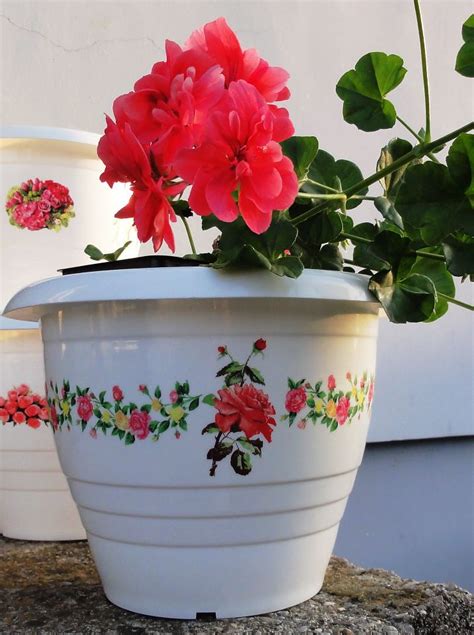 Flowers flower pots | Unique printed outdoor flower pot. Ful… | Flickr