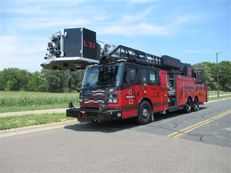 Marion County Fire District No. 1 Holds Push-In for Two New Apparatus