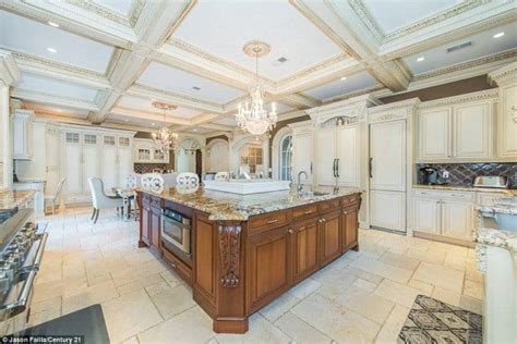 PHOTOS - Joe & Melissa Gorga List $3.5 Million NJ Mansion for Sale! See ...