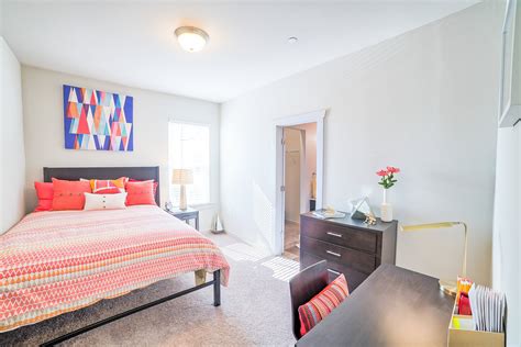 Gallery | Off-Campus Apartments — Arlington Cottages and Townhomes