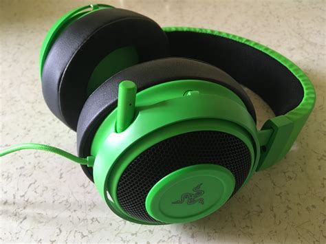 Razer Kraken Pro V2 review: A headset for gamers who want to keep things simple!