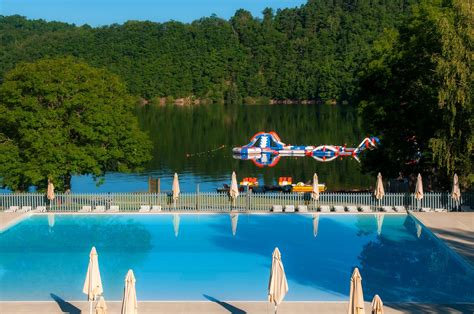 Camping Domaine des Tours (Homair camping) - Saint-Amans-des-Cots, Aveyron - Frankrijk | Homair