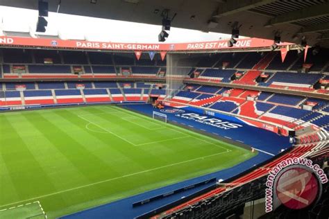 LAPORAN DARI PARIS - Melihat lebih dekat markas PSG Stadion Parc des ...