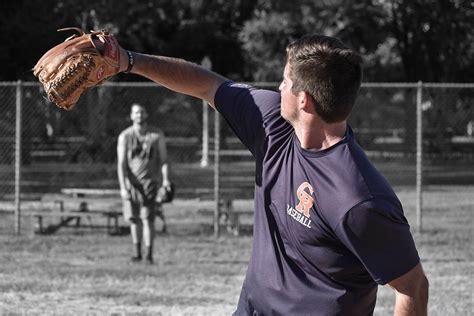 Defining Long-Toss - Driveline Baseball