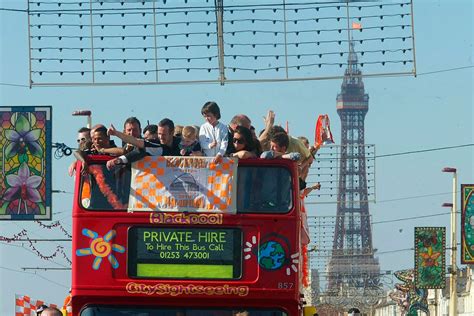 Blackpool FC players and fans celebrate 2010 promotion win - LancsLive