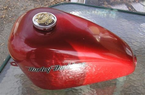 Vintage Harley Davidson motorcycle gas tank | Live and Online Auctions ...