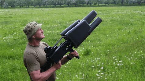 WATCH: Ukrainian Fighters Demonstrate An Anti-Drone Rifle To