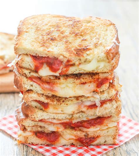 Pizza Grilled Cheese Sandwich - Kirbie's Cravings