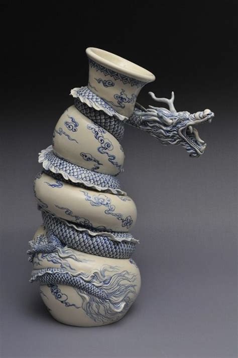 A Painful Pot, Johnson Tsang. Porcelain. L28 W20 H45 cm. 2013. | Dragon ...