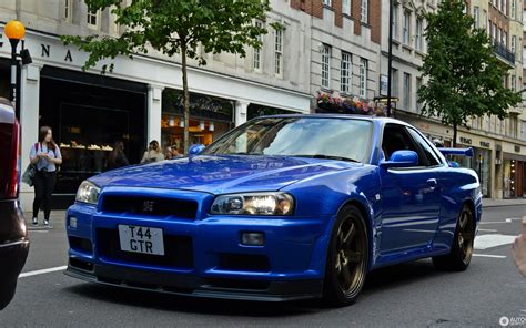 Nissan Skyline R34 GT-R V-Spec - 1 août 2015 - Autogespot