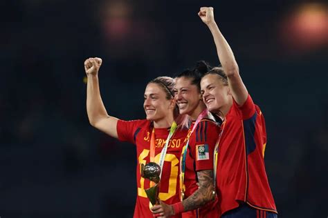 Spain players show support for team-mate Jenni Hermoso - Get Spanish Football News