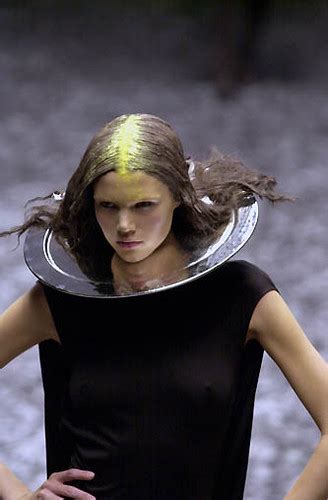 Alexander McQueen Fall/Winter 2000 | Victor Soto | Flickr