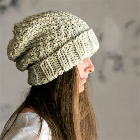 INNOCENCE : Women's Slouchy Hat Knitting Pattern - Brome Fields