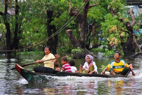 Gambar : horison, perahu, melihat, sungai, kapal, musim panas, perjalanan, kano, mendayung ...