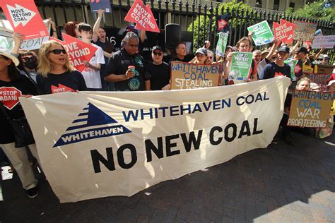 Whitehaven Coal has just blown billions of dollars buying two massive ...