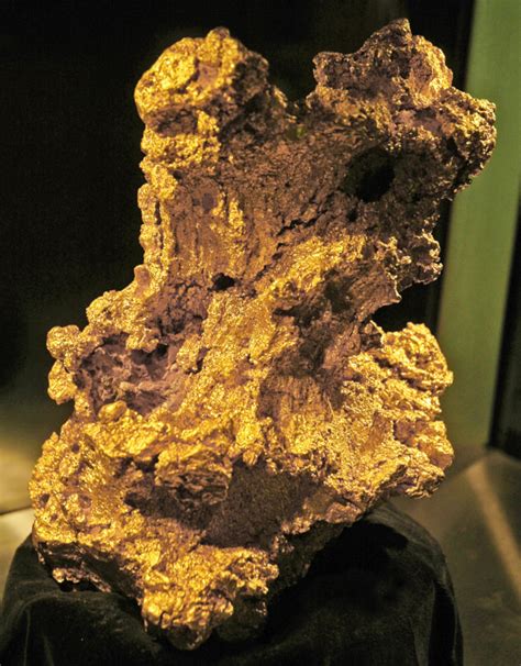 The 5 largest gold nuggets that still exist - MINING.COM