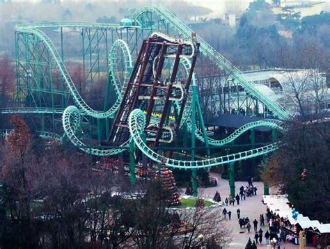 9 Amazing Amusement Parks Around the World | BootsnAll