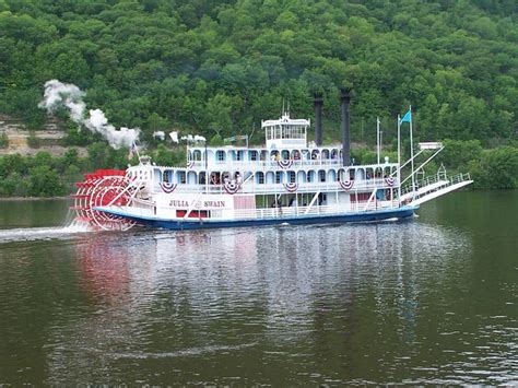 Mississippi River Boat | Paddle wheeler on the Mississippi R… | Flickr