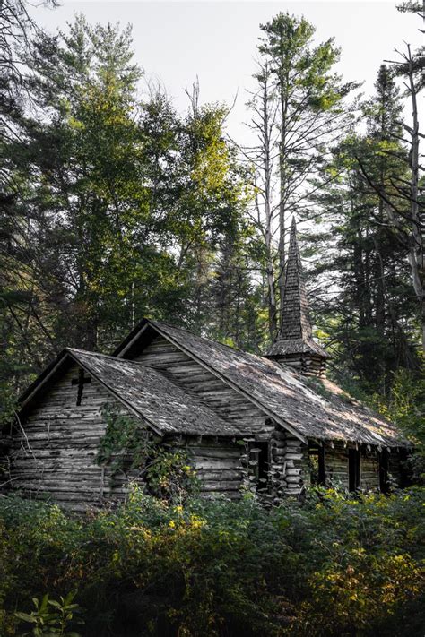 Abandoned Theme Park | Abandoned theme parks, Park in new york, Schroon ...