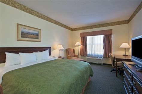 Country Inn & Suites by Radisson, Boone, NC $93 ($̶9̶8̶) - UPDATED 2018 Prices & Hotel Reviews ...