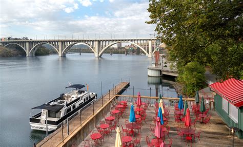 Calhoun’s on the River | Copper Cellar Catering