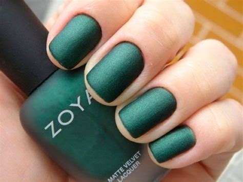 Pin by Maricruz Castro on Uñas | Green nails, Nail polish, Makeup nails