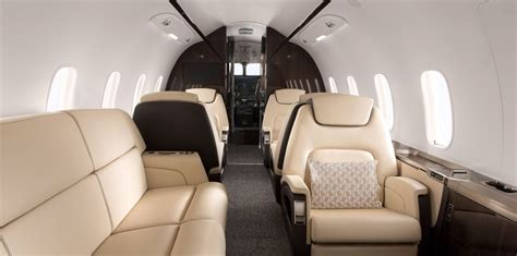 Challenger 350 - Private Jet Charter