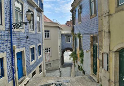 The Alfama district of Lisbon: A tourist guide for 2024