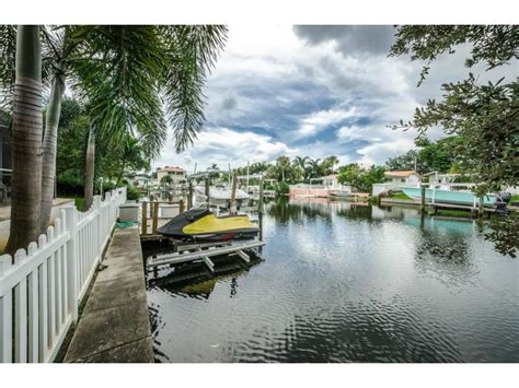 4100 14th Way NE, St. Petersburg, FL 33703 | Redfin