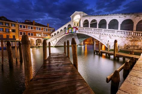 A Guide to the Most Famous Bridges in Venice, Italy
