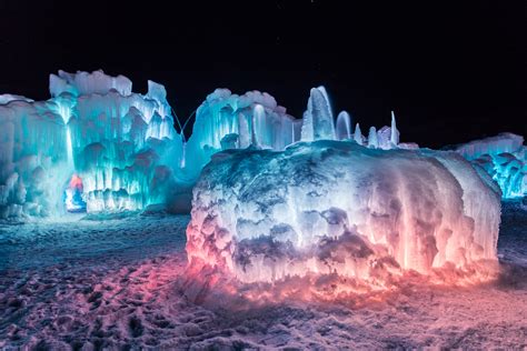 The Ice Castles Are Back in Colorado This Winter - Here's What You’ll ...