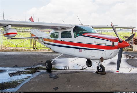 Cessna 210 Centurion II - Untitled | Aviation Photo #3917703 | Airliners.net