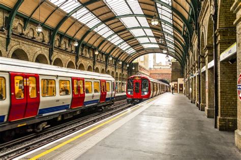 Notting Hill Gate Station stock image. Image of roof - 130831493