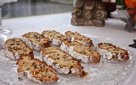 Lemongrass & Thyme: German Christmas Stollen