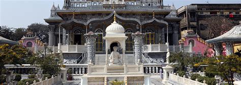 Shikharji Yatra - Shri Sammed Shikharji Jain Temple - Akshar Tours