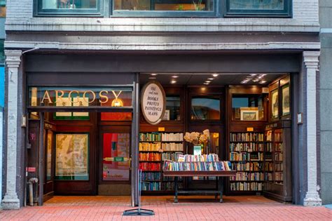 12+ CHARMING New York City Bookstores You Can't Help But Love