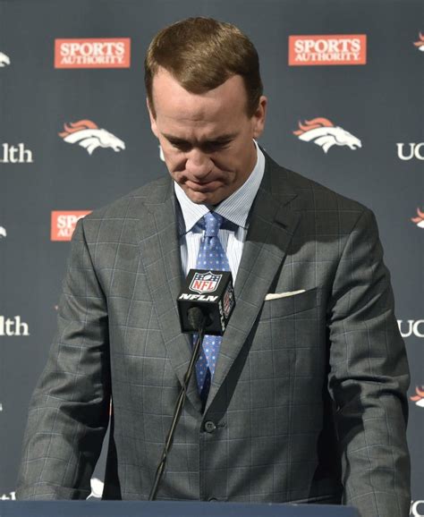 WATCH: Peyton Manning fights back tears, officially retires - UPI.com