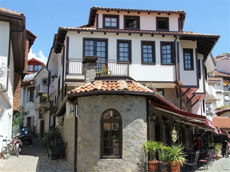 7 THINGS TO DO IN AND AROUND OHRID - Living in Montenegro :)