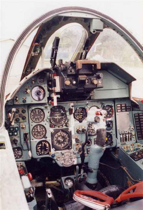 Su-17M2 cockpit - Military and General Aviation - CombatACE
