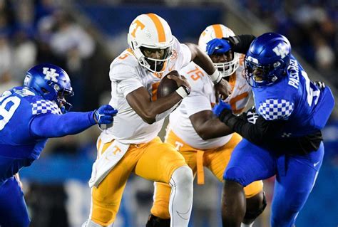 Depth charts for Tennessee-Kentucky football game - Yahoo Sports