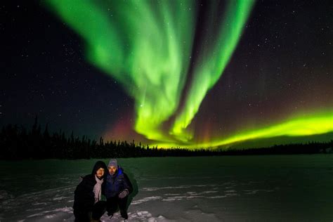 2023 4- to 6-Hour Northern Lights Tour from Yellowknife