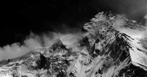 무료 이미지 : 눈, 겨울, 구름, 검정색과 흰색, 웨이브, 산맥, 자연스러운, 날씨, 어둠, 단색화, 산들, 흑백 사진 ...