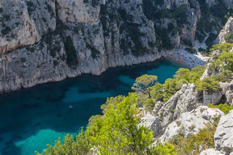 Hiking the Calanques de Cassis in Provence, France