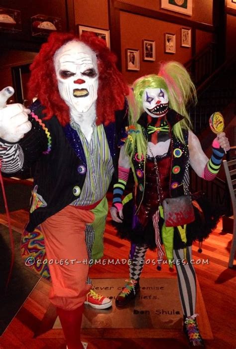 Creepy Clown Couple Costume