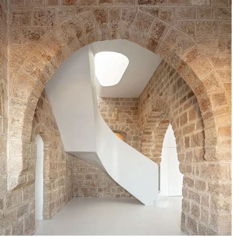 Modern Renovation of Old Sandstone Building in Israel – Natural ...